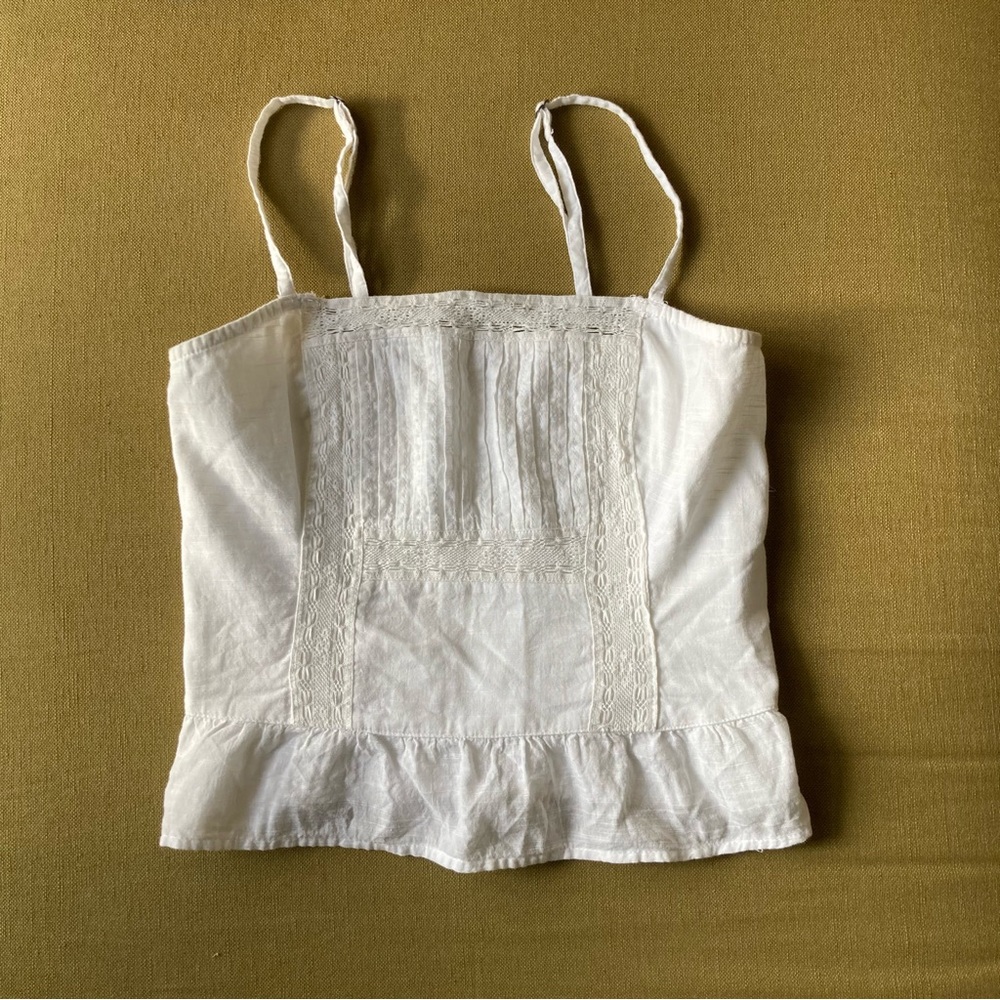 [sold via consignment] Abercrombie 100%cotton crop top